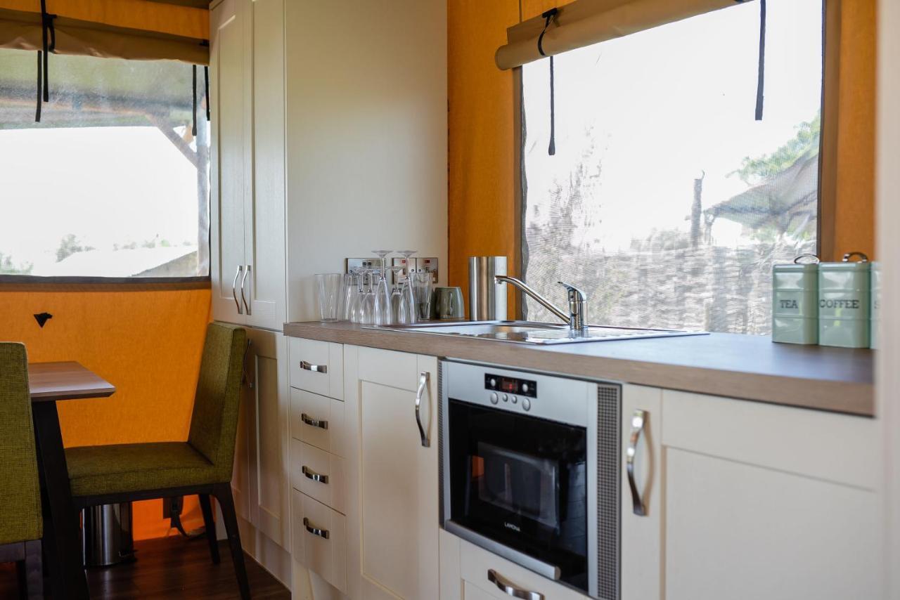 Hencote Vineyard Glamping Village 슈루즈버리 외부 사진