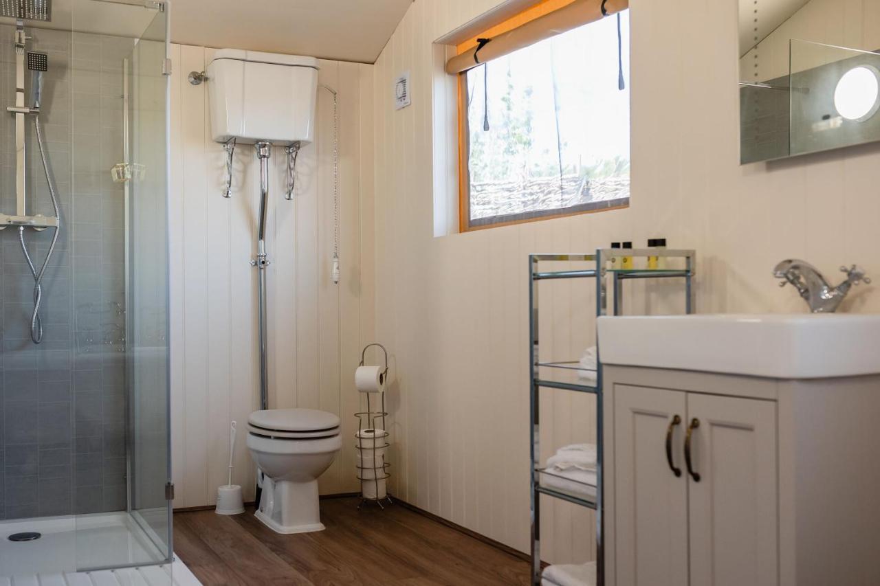 Hencote Vineyard Glamping Village 슈루즈버리 외부 사진